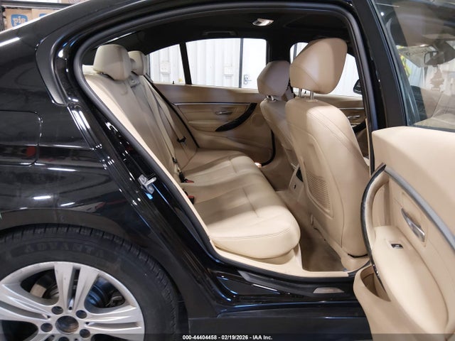 2016 BMW 328I WBA8E9G58GNT81682 Photo 7