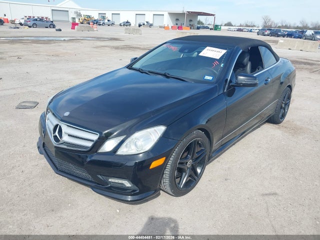 2011 MERCEDES-BENZ E 550 WDDKK7CF9BF064426 Photo 1