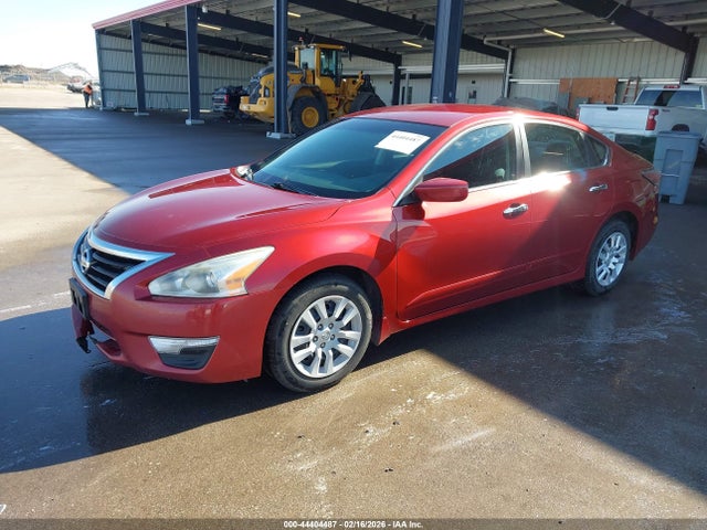Nissan Altima 2.5 S 2015 1N4AL3AP2FC103393 Image 2