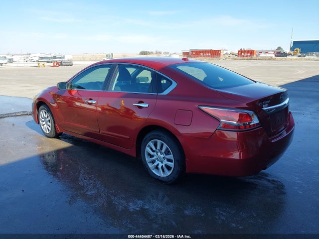 Nissan Altima 2.5 S 2015 1N4AL3AP2FC103393 Image 3