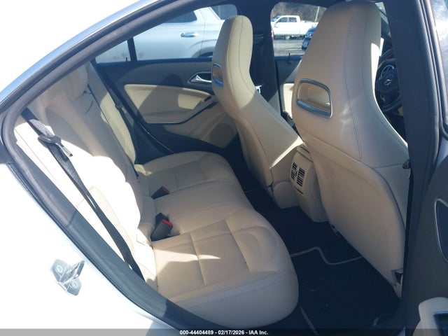 2019 MERCEDES-BENZ CLA 250 WDDSJ4GB1KN723646 Photo 7