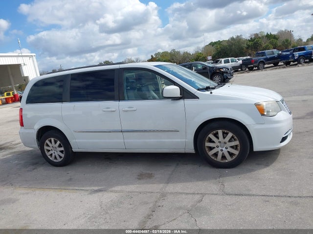 44404497 :رقم المزاد ، 2C4RC1BG2ER445867 vin ، 2014 Chrysler Town & Country Touring مزاد بيع