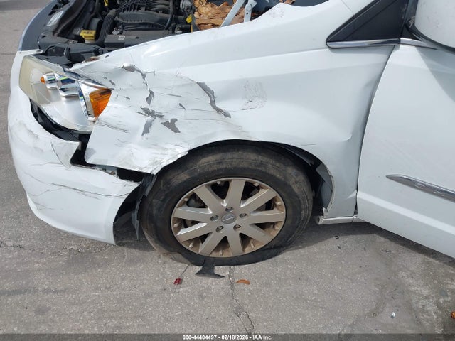 44404497 :رقم المزاد ، 2C4RC1BG2ER445867 vin ، 2014 Chrysler Town & Country Touring مزاد بيع