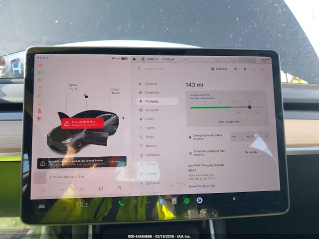 44404506 :رقم المزاد ، 5YJ3E1EA3JF037682 vin ، 2018 Tesla Model 3 Long Range/mid Range مزاد بيع
