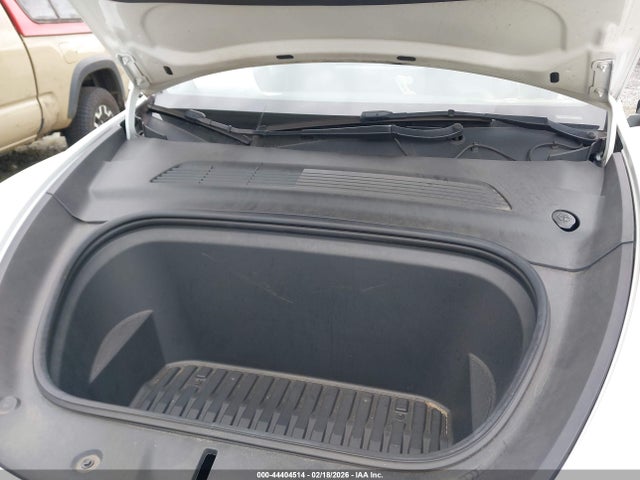 2021 TESLA MODEL Y 5YJYGDEE2MF176811 Photo 9