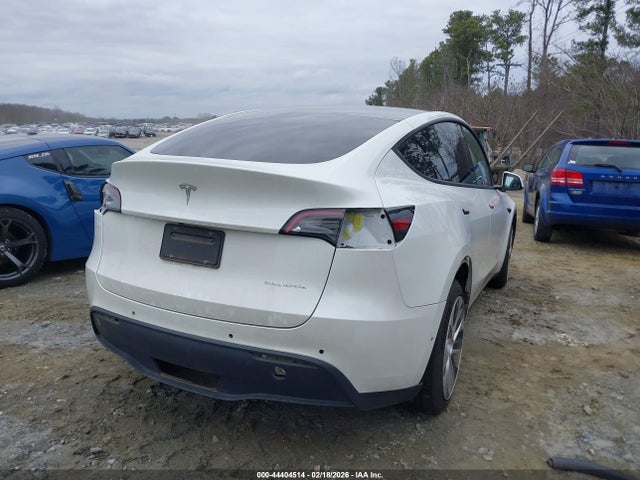 2021 TESLA MODEL Y 5YJYGDEE2MF176811 Photo 3