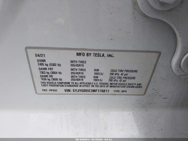2021 TESLA MODEL Y 5YJYGDEE2MF176811 Photo 8