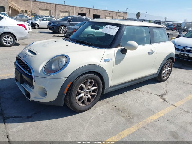 2017 MINI HARDTOP WMWXP7C37H2A45929 Photo 1