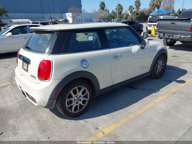 2017 MINI HARDTOP WMWXP7C37H2A45929 Photo 3