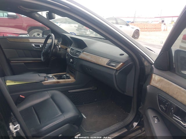 44404575 :رقم المزاد ، WDDHF5GB2AA179097 vin ، 2010 Mercedes-benz E 350 مزاد بيع
