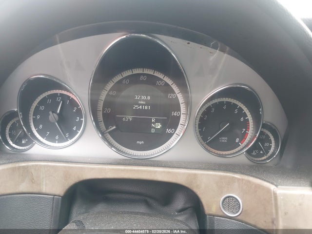 44404575 :رقم المزاد ، WDDHF5GB2AA179097 vin ، 2010 Mercedes-benz E 350 مزاد بيع