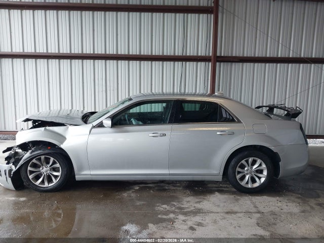 Aukcja sprzedaży 2019 Chrysler 300 Touring, vin: 2C3CCAAG7KH627609, numer aukcji: 44404602