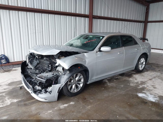 Aukcja sprzedaży 2019 Chrysler 300 Touring, vin: 2C3CCAAG7KH627609, numer aukcji: 44404602