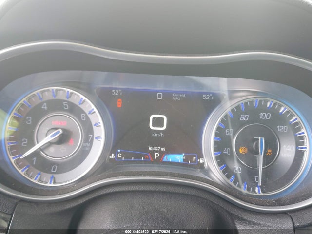Продаж на аукціоні авто 2016 Chrysler 300 Limited, vin: 2C3CCAAG4GH243973, номер лоту: 44404620