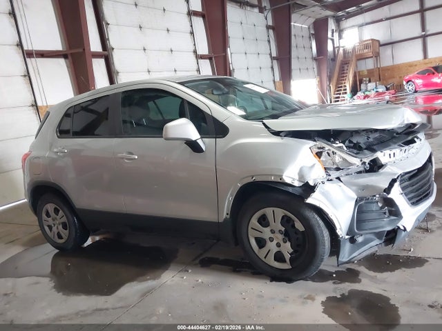 Chevrolet TRAX LS 2018 3GNCJKSB8JL220860 Image 14
