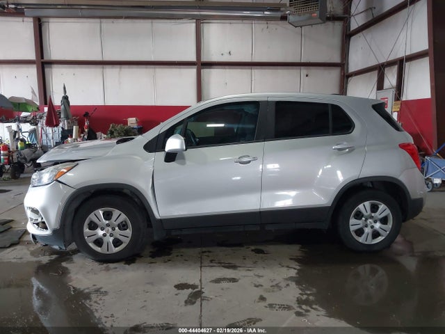 Chevrolet TRAX LS 2018 3GNCJKSB8JL220860 Image 15