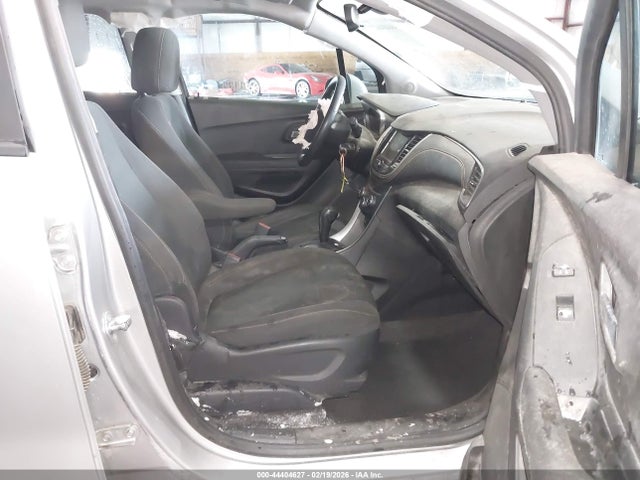 Chevrolet TRAX LS 2018 3GNCJKSB8JL220860 Image 5