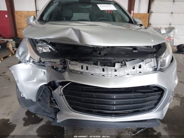 Chevrolet TRAX LS 2018 3GNCJKSB8JL220860 Image 6