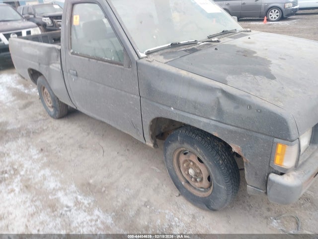 44404639 :رقم المزاد ، 1N6SD11S4RC375885 vin ، 1994 Nissan Truck Xe مزاد بيع