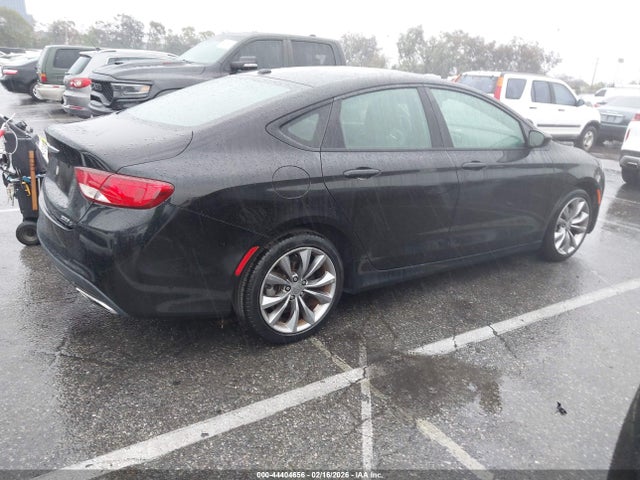 Chrysler 200 S 2015 1C3CCCBB4FN585542 Image 4