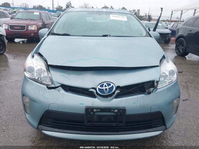 44404720 :رقم المزاد ، JTDKN3DU2F1992931 vin ، 2015 Toyota Prius Four مزاد بيع