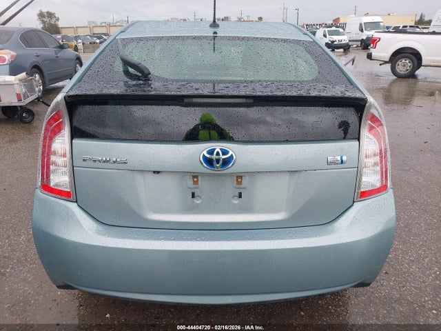 44404720 :رقم المزاد ، JTDKN3DU2F1992931 vin ، 2015 Toyota Prius Four مزاد بيع