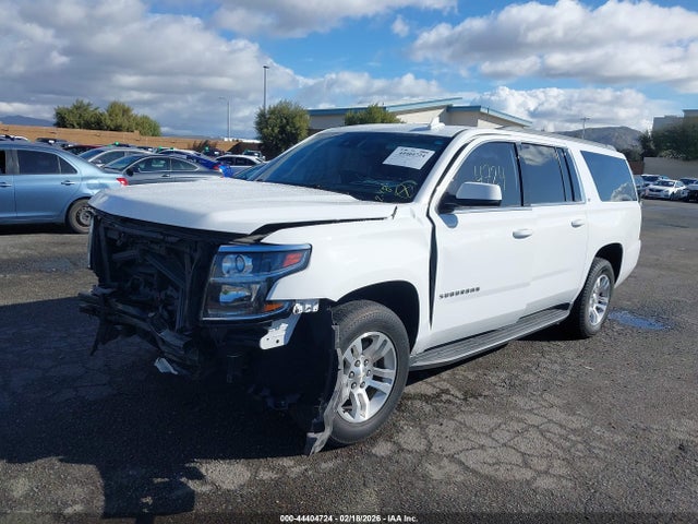 Chevrolet Suburban Lt 2018 1GNSCHKC5JR194258 Image 2