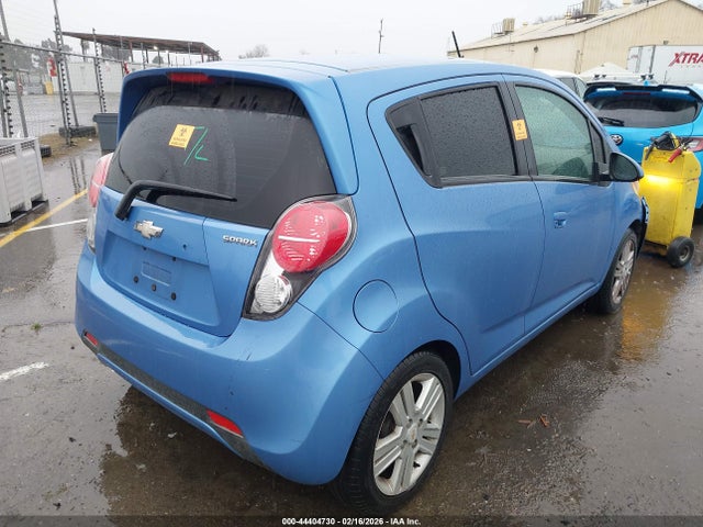 Chevrolet Spark 1lt Auto 2014 KL8CD6S92EC446021 Image 4