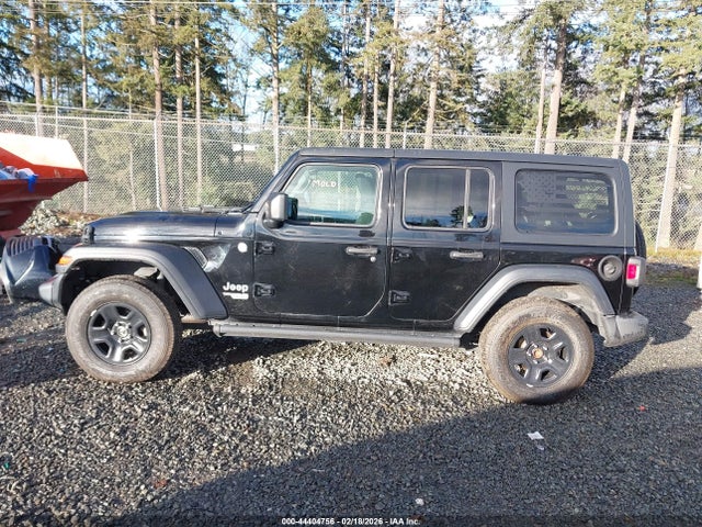 1C4HJXDG7LW272692 Jeep Wrangler Unlimited Sport 4x4