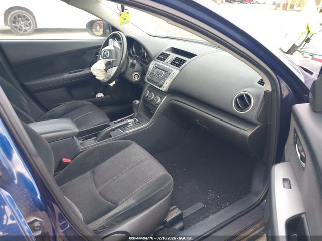 2010 MAZDA MAZDA6 1YVHZ8BH1A5M15899 Photo 4