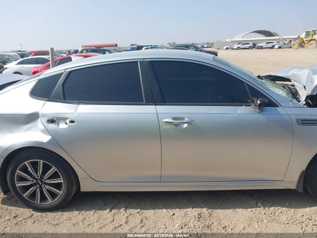 5XXGT4L37KG355560 KIA Optima Lx