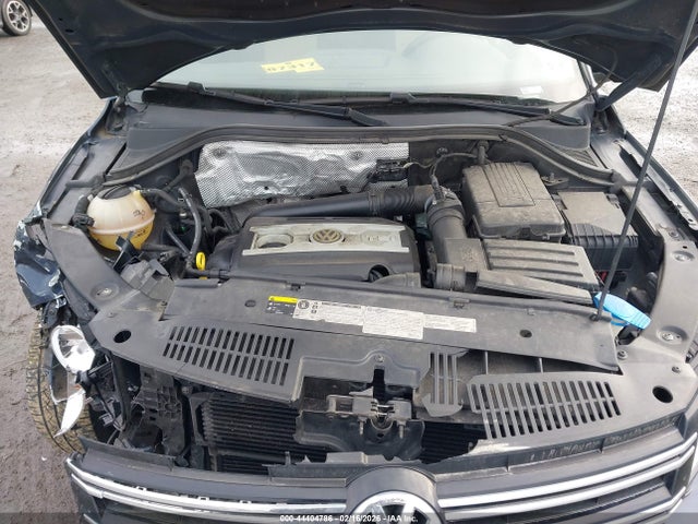 Aukcja sprzedaży 2016 Volkswagen Tiguan S, vin: WVGAV7AX1GW556539, numer aukcji: 44404786