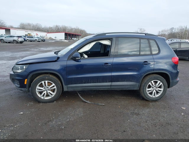 Aukcja sprzedaży 2016 Volkswagen Tiguan S, vin: WVGAV7AX1GW556539, numer aukcji: 44404786