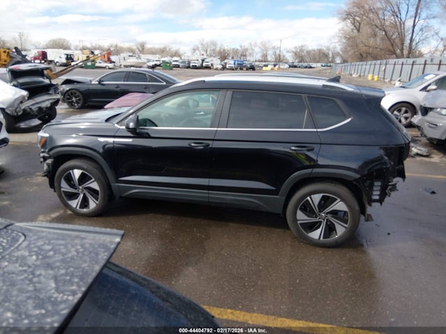 44404792 :رقم المزاد ، 3VVVX7B2XRM125155 vin ، 2024 Volkswagen Taos 1.5t Se مزاد بيع