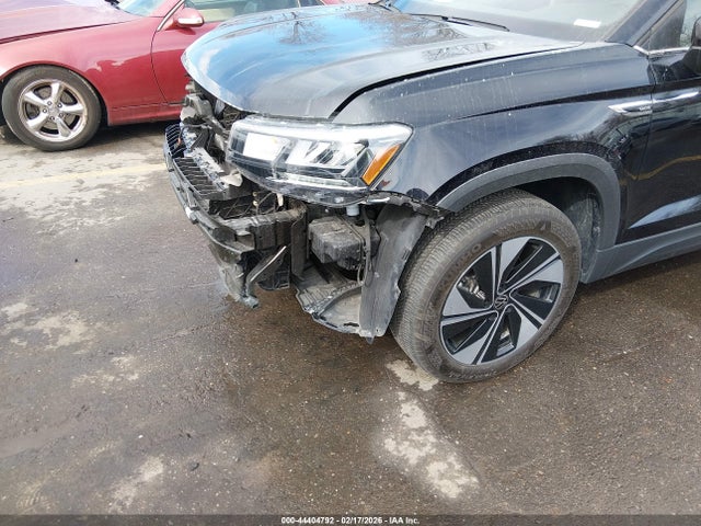 44404792 :رقم المزاد ، 3VVVX7B2XRM125155 vin ، 2024 Volkswagen Taos 1.5t Se مزاد بيع