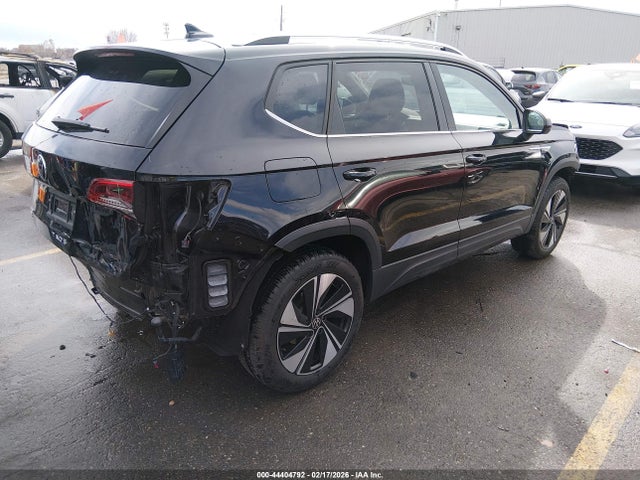 2024 VOLKSWAGEN TAOS 3VVVX7B2XRM125155 Photo 3