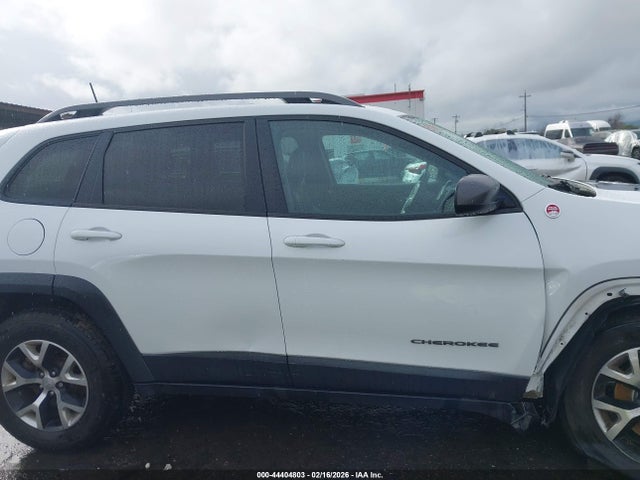 1C4PJMBS3HW587594 Jeep Cherokee Trailhawk 4x4