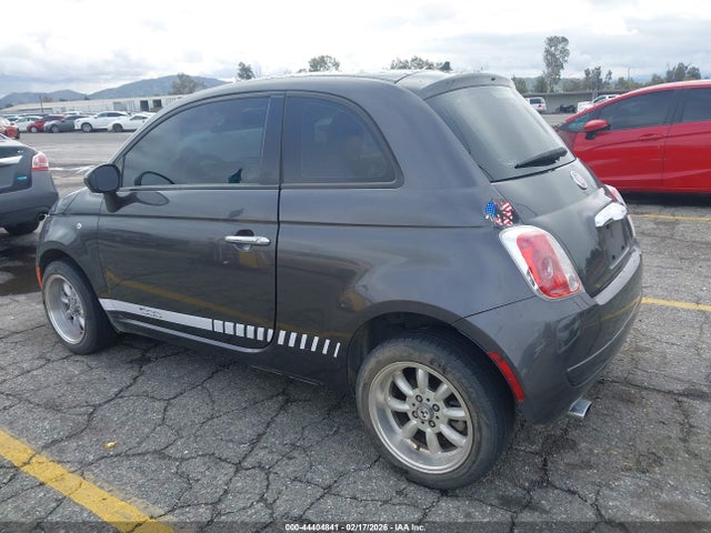 2015 FIAT 500 3C3CFFAR6FT501177 Photo 2