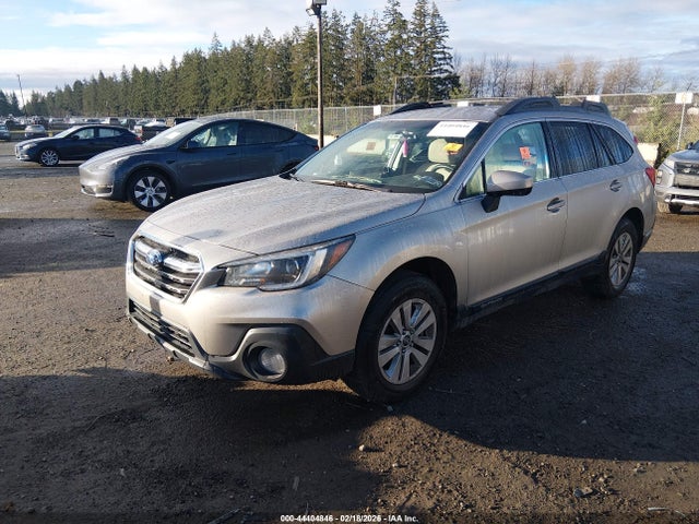 Subaru Outback 2.5i Premium 2018 4S4BSACC5J3287006 Image 2