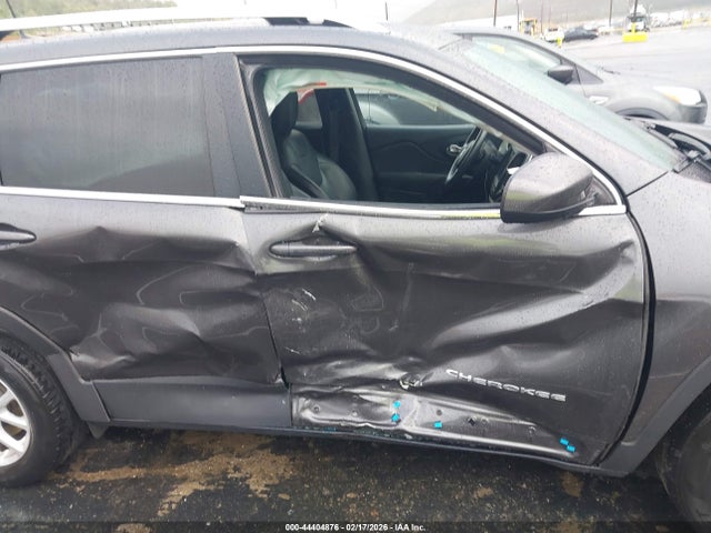 Jeep Cherokee Latitude 2016 1C4PJMCBXGW306646 Image 6