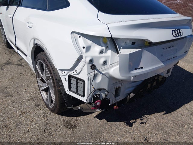 2022 AUDI E-TRON SPORTBACK WA13AAGE0NB039856 Photo 5