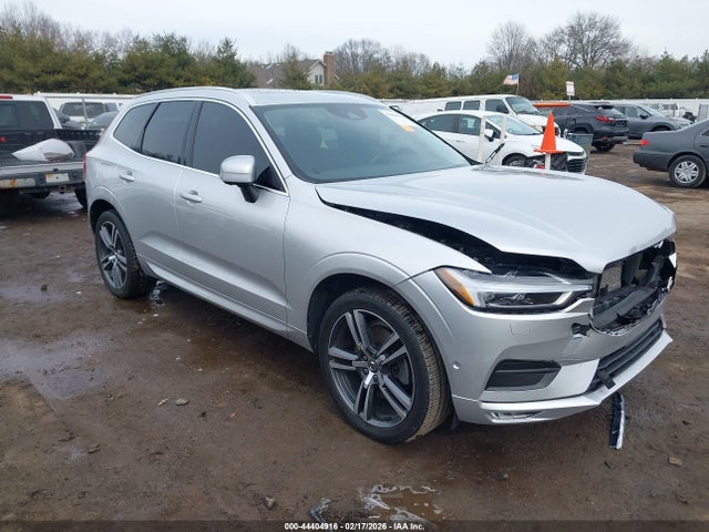 2018 VOLVO XC60 LYVA22RKXJB110315