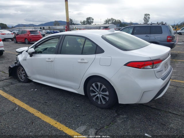 Toyota Corolla Hybrid Le 2020 JTDEBRBEXLJ008179 Image 3