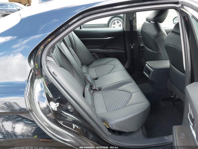 4T1G11BK1NU052880 Toyota Camry Se Awd