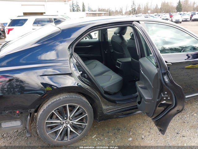 4T1G11BK1NU052880 Toyota Camry Se Awd