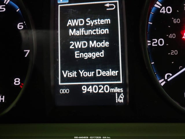 Toyota RAV4 LE 2017 JTMBFREV6HJ714012 Image 16