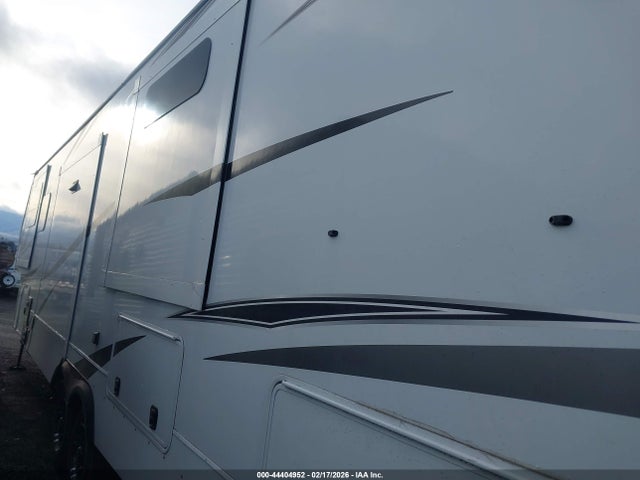 573FS4322PAA15172 Grand Design Other