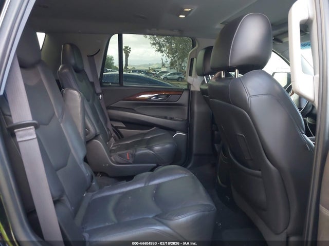 1GYS3BKJ1HR129027 Cadillac Escalade Luxury