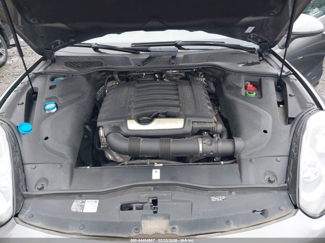 2016 PORSCHE CAYENNE WP1AA2A25GKA12185 Photo 9