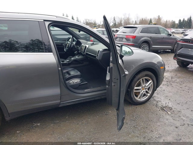 2016 PORSCHE CAYENNE WP1AA2A25GKA12185 Photo 4